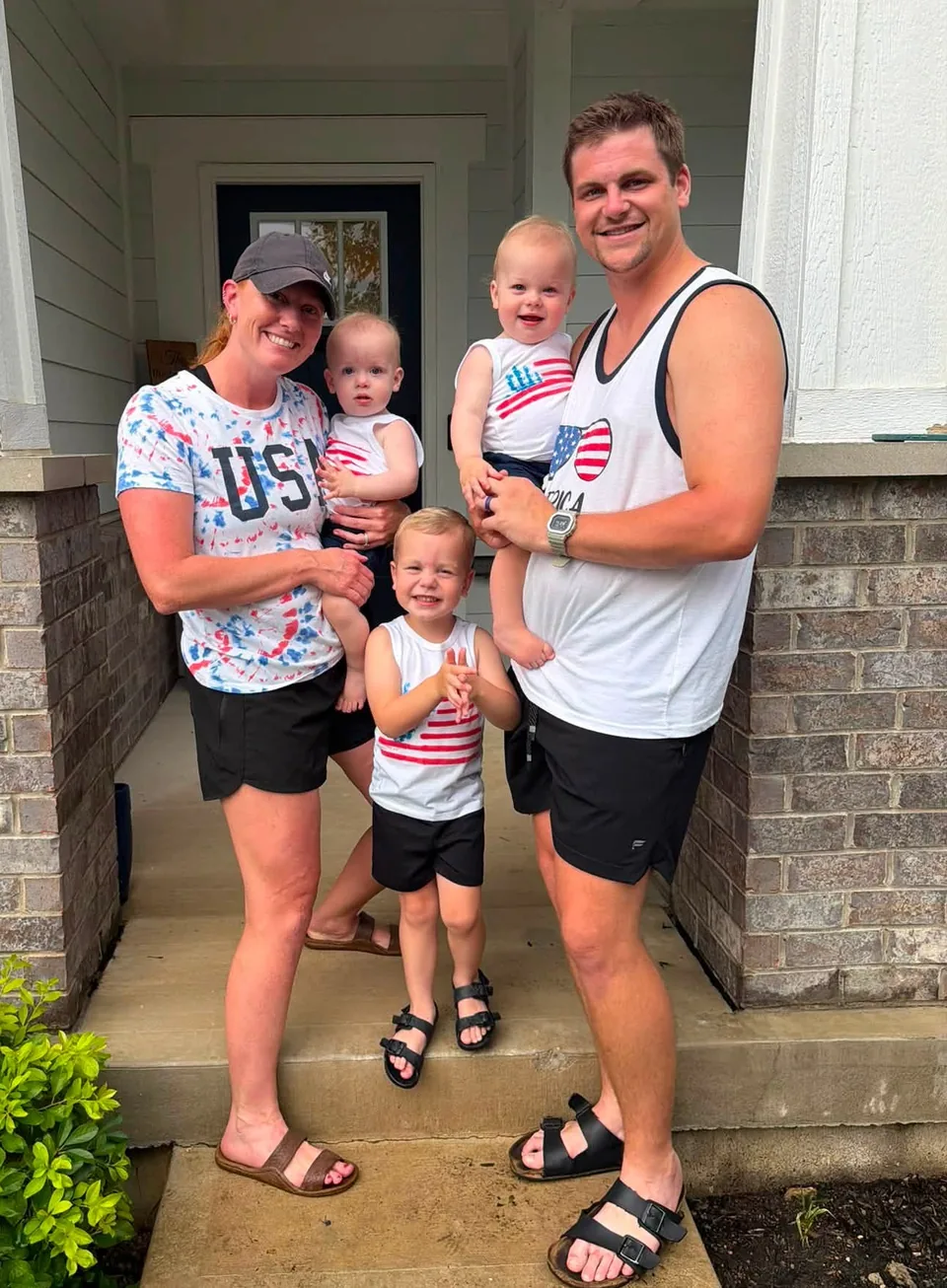 Kinnon and Mariah standing together with Leland, Sutton, and Tatum